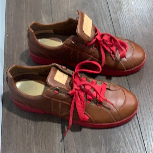 Louis Vuitton sneakers - Picture 2 of 6